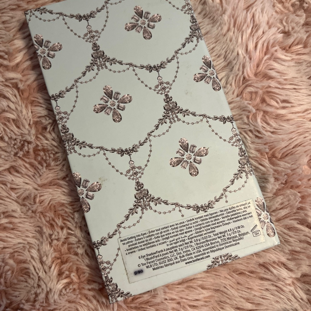 Women's Too Faced Light Blue Silver Eyeshadow Palette One Size - Picture 2 of 6